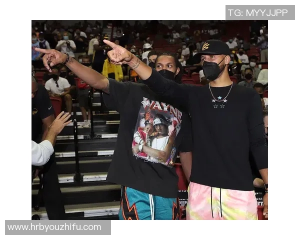 球员时尚穿搭解析 球员时尚穿搭解析