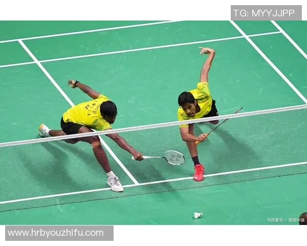 羽毛球赛场技术动作解析及训练方法