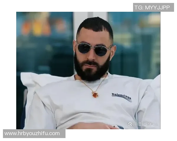 球星退役后转行主播，人气不减反增